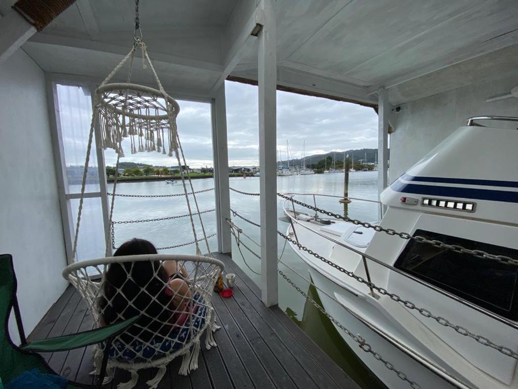 Ferienwohnung On The Water Boat House Whangarei Exterior foto